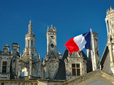 Schloss mit Flagge