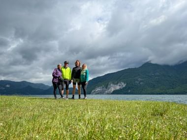 Cycling group in Schwand am Wolfgangsee