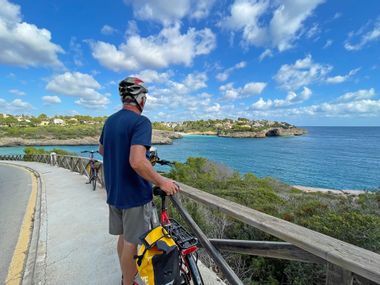 Radfahrer in Porto Cristo