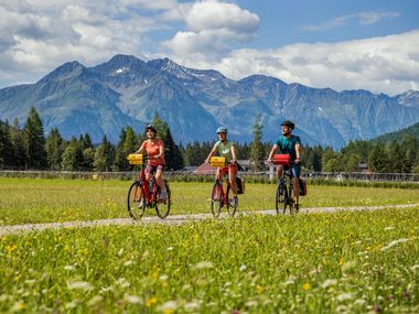 Radfahrer im Alpenraum Bayern