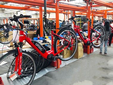 Produktion der neuen Eurobike E-Bikes bei KTM