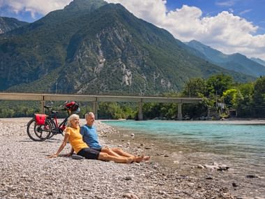 Cycle break in the canal valley by the river