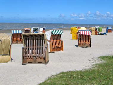 Inselhüpfen in Ostfriesland Strandkörbe