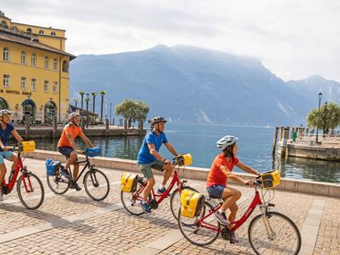 Radfahrer am Gardasee