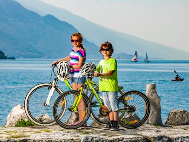 Children at Lake Garda