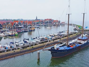Wapen fan Fryslân im Hafen Wapen fan Fryslân im Hafen