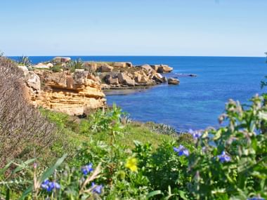 Felsenlandschaft am Meer