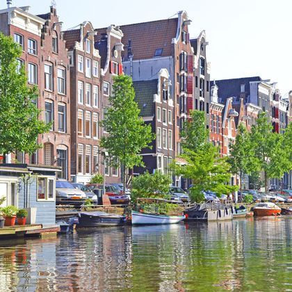Amsterdam canal and houses
