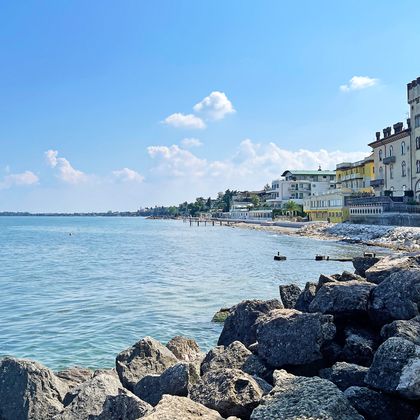 Lake shore at Lake Garda