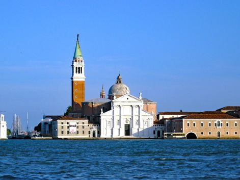 Venedig vom Meer aus gesehen