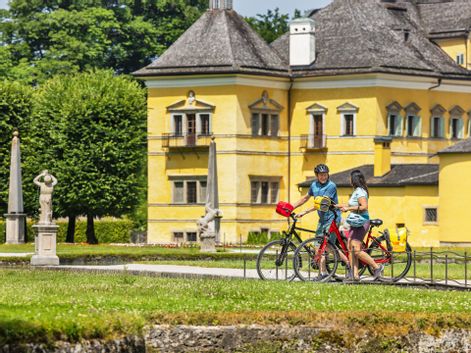 Cyclists in Hellbrunn
