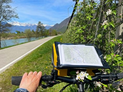 Adige cycle path