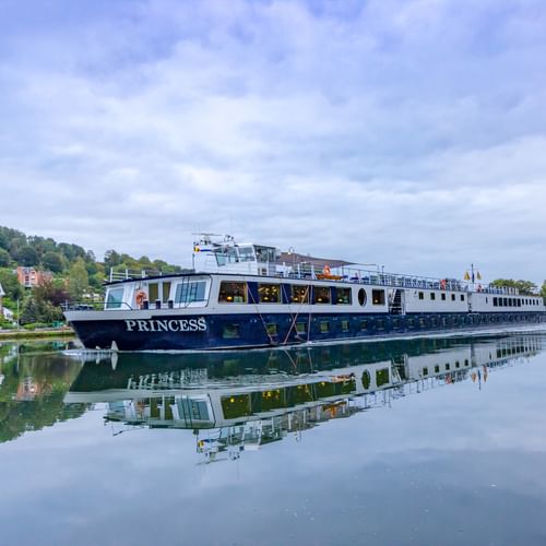 MS Princess exterior view