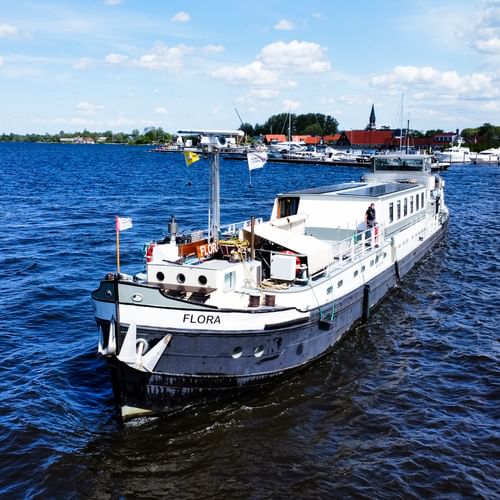 MS Flora Anlegestelle
