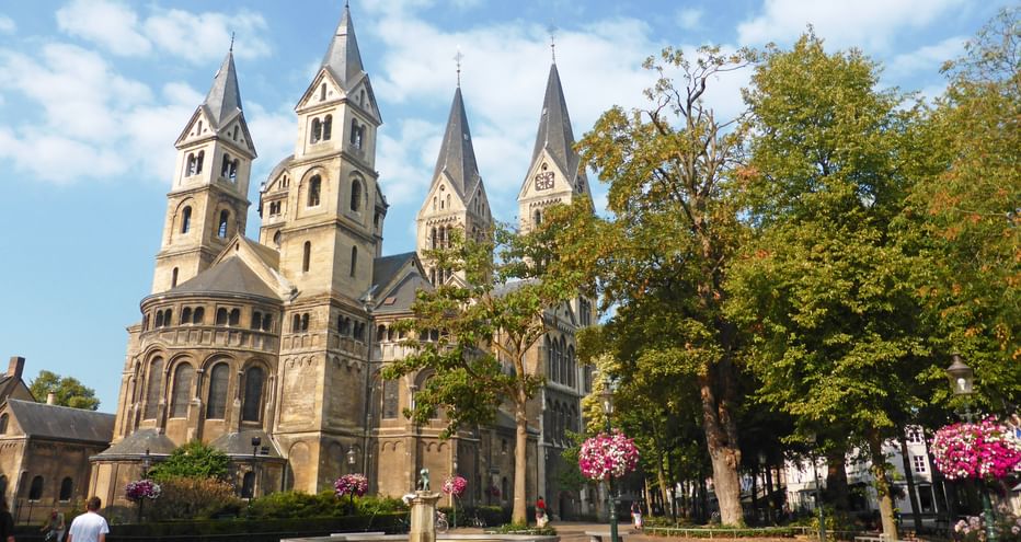 Die Munsterkerk im niederländischen Roermond