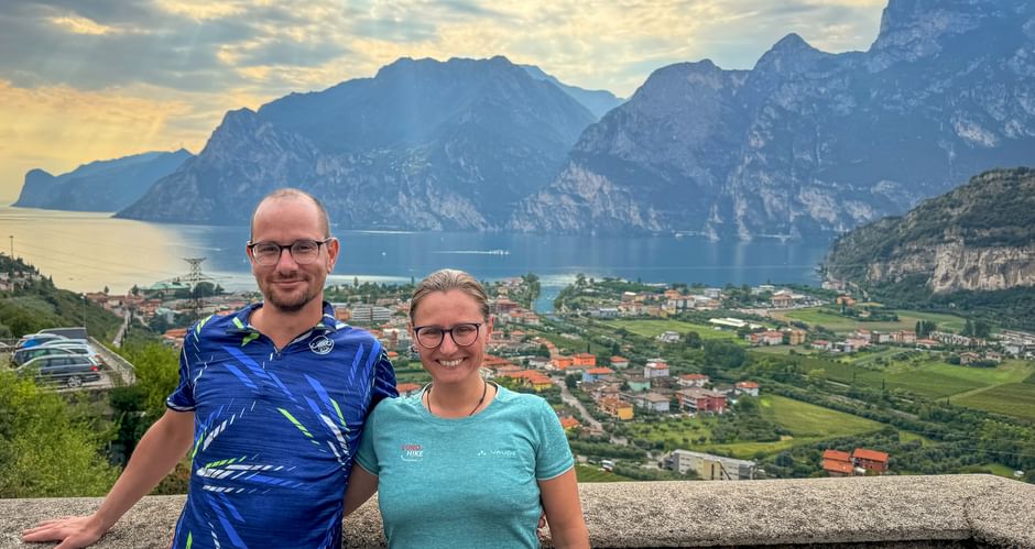 Happy cyclists on Lake Garda