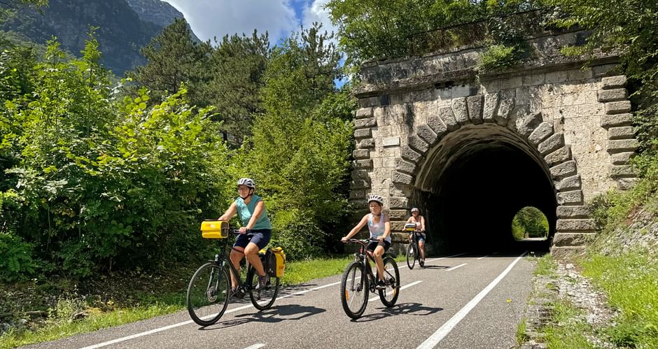 A family on the cycle path in the Kanaltal valley